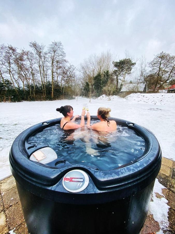 The Island Life Texel Met Jacuzzi Villa De Koog  Exterior photo